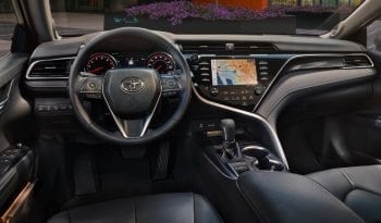 Toyota Camry GLE Hybrid 2019 full