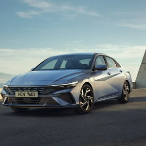 Hyundai Elantra Smart Plus 2025